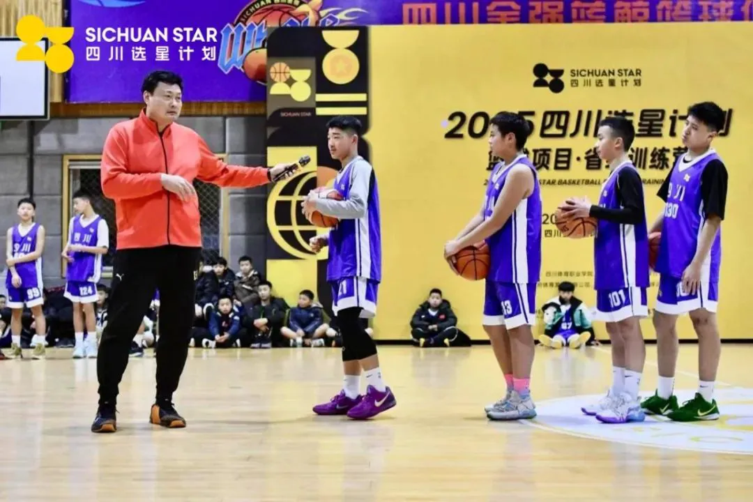青少年篮球运动员体能训练特征包括_2